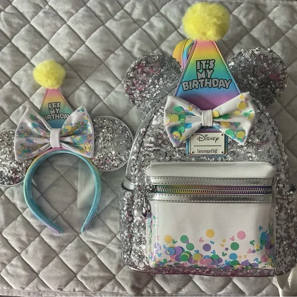 Loungefly mini backpack and ears - Picture 3 of 3